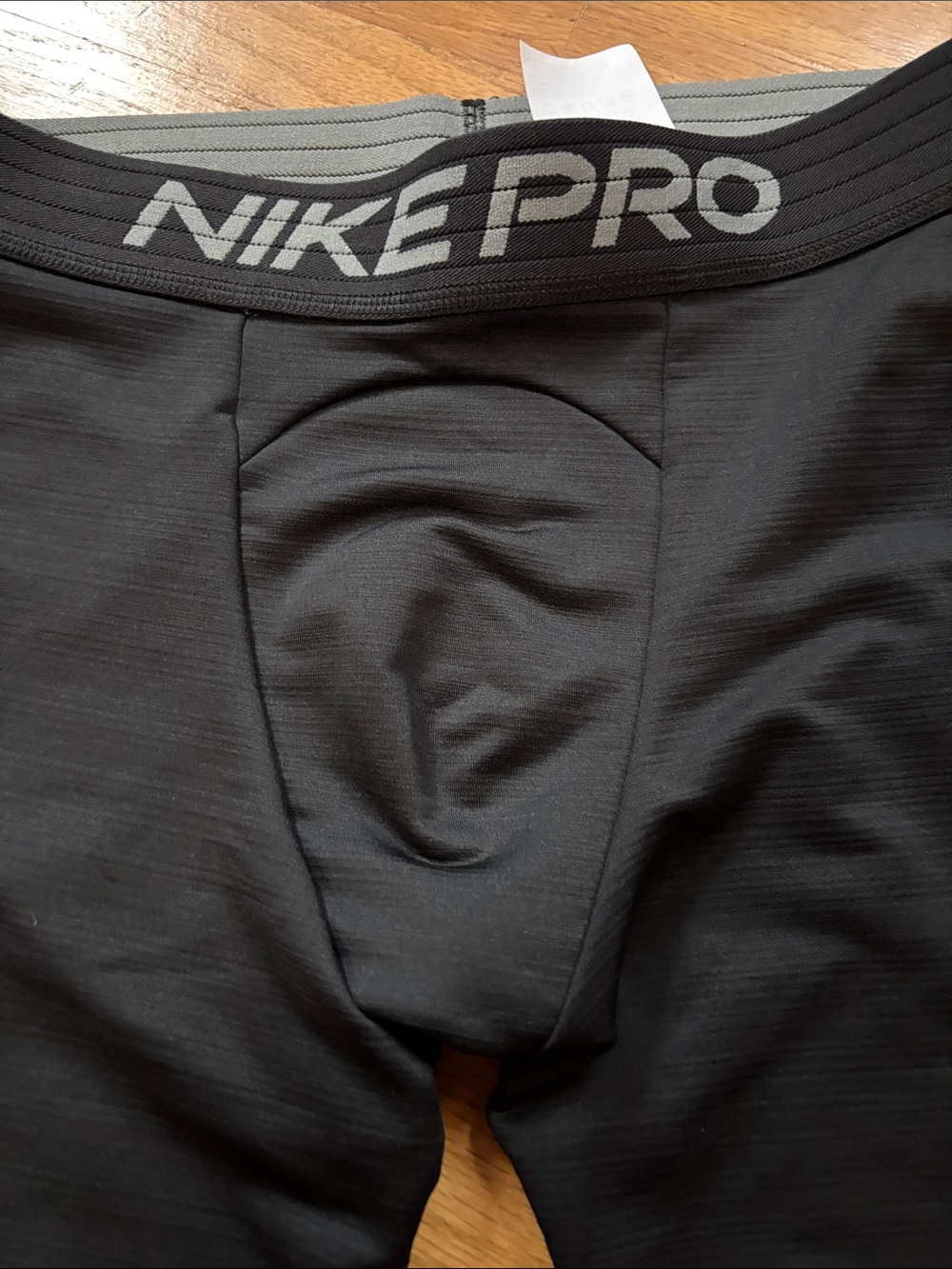 Nike Black Pro 3/4 length base layer Leggings with White Swoosh - Picture 3 of 7